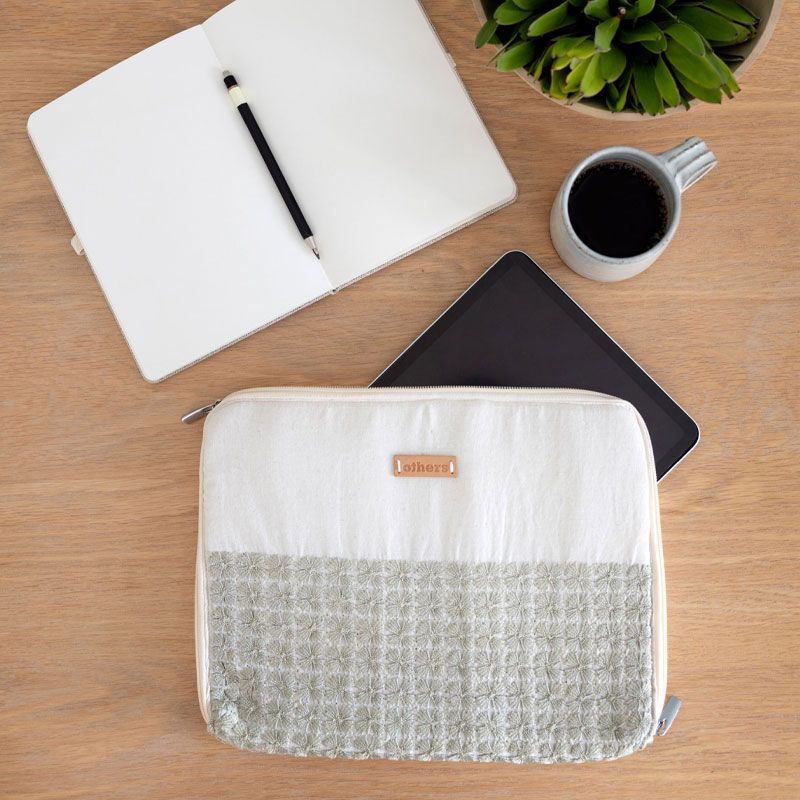 Others - Etui til nettbrett og PC 