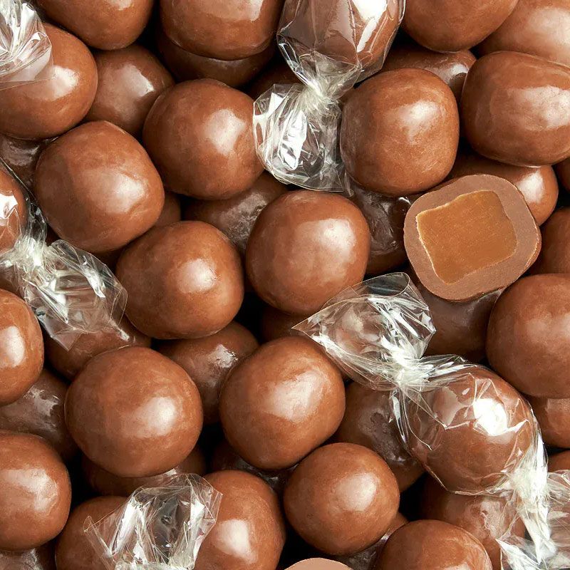 Karamel Kompagniet - Milk Chocolate Coated Caramels with Sea Salt
